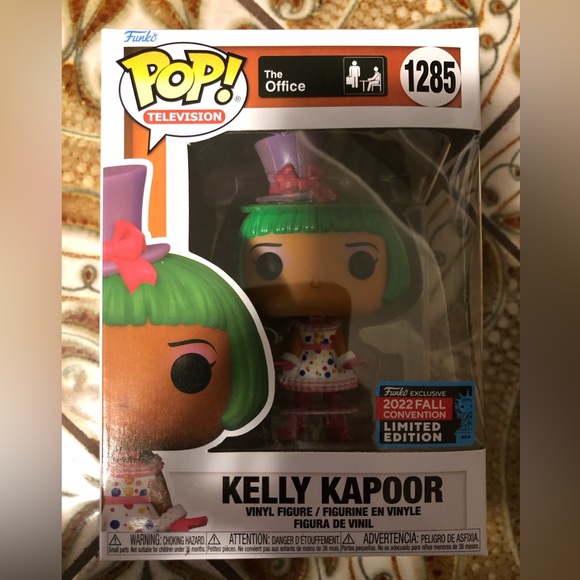 Kelly Kapoor #1285 - The Office Pop! TV [2022 Fall Convention Limited Edition] - Picture 1 of 6